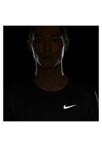Koszulka męska do biegania Nike Run Division Miler DA1317. Materiał: materiał, poliester. Technologia: Dri-Fit (Nike). Sport: bieganie #4