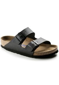 Klapki damskie Birkenstock Arizona BS (0551253). Okazja: na co dzień, na spacer. Zapięcie: pasek. Kolor: czarny. Materiał: skóra, materiał. Wzór: paski. Sezon: lato. Styl: klasyczny, sportowy, wakacyjny, młodzieżowy, casual