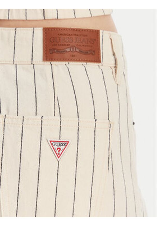 Guess Jeans Szorty jeansowe W6GDY5 D7961 Écru Loose Fit. Materiał: bawełna