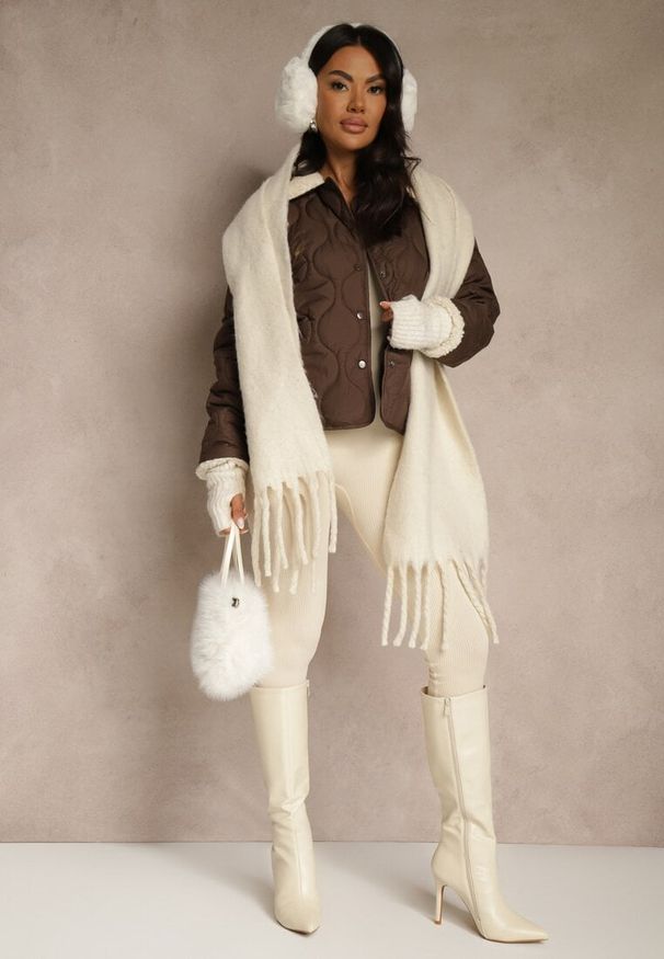 Renee - Brązowa Pikowana Kurtka o Koszulowym Kroju z Futrzanym Kołnierzem Selme. Okazja: na co dzień. Kolor: brązowy. Materiał: futro. Styl: casual, elegancki