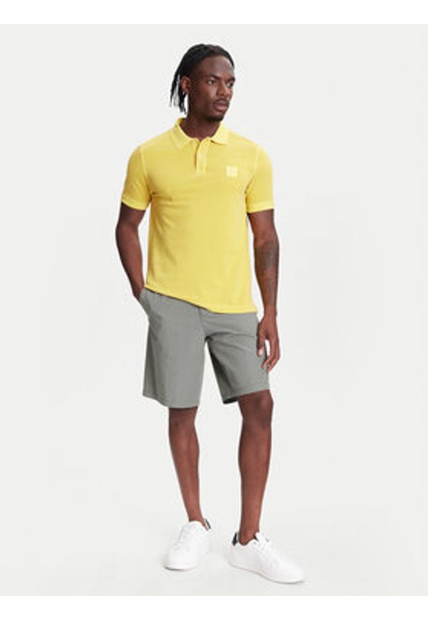 United Colors of Benetton - United Colors Of Benetton Polo 3089U302D Żółty Regular Fit. Typ kołnierza: polo. Kolor: żółty. Materiał: bawełna