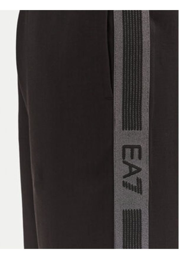EA7 Emporio Armani Spodnie dresowe 7M000545 AF12660 UC001 Czarny Modern Fit. Kolor: czarny. Materiał: bawełna, syntetyk