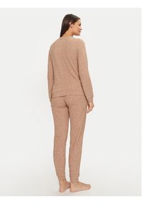 SELMARK - Selmark Piżama P8673 Beżowy Regular Fit. Kolor: beżowy. Materiał: syntetyk