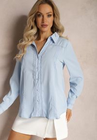 Renee - Niebieska Koszula Ozdobiona Subtelną Koronką Anelima. Kolor: niebieski. Materiał: koronka. Wzór: aplikacja, koronka. Styl: elegancki #4