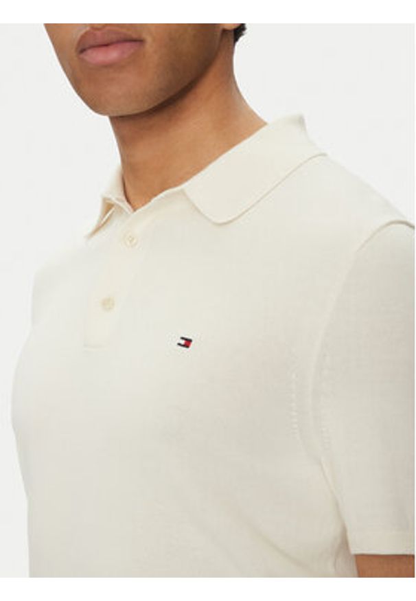 TOMMY HILFIGER - Tommy Hilfiger Polo Essential MW0MW37396 Beżowy Regular Fit. Typ kołnierza: polo. Kolor: beżowy. Materiał: bawełna