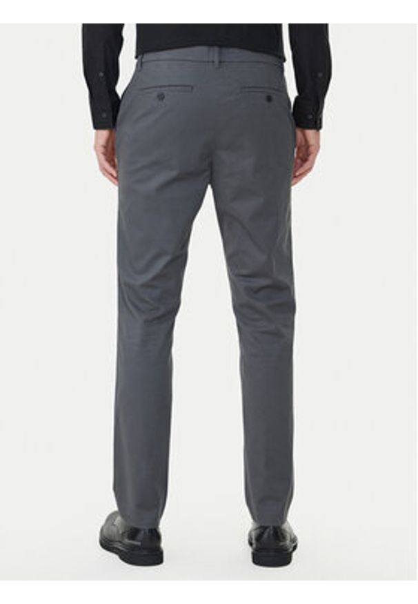 Calvin Klein Chinosy LV04LD613G Szary Slim Fit. Kolor: szary. Materiał: bawełna