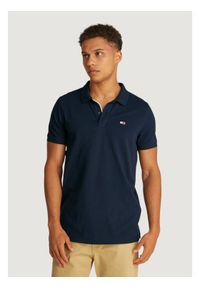 Tommy Jeans Polo DM0DM20676 Granatowy Slim Fit. Typ kołnierza: polo. Kolor: niebieski. Materiał: bawełna #1