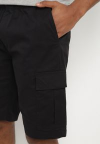 Born2be - Czarne Szorty Cargo z Bawełny Vikiitori. Okazja: na co dzień. Kolor: czarny. Materiał: bawełna. Sezon: lato. Styl: klasyczny, elegancki, casual #2