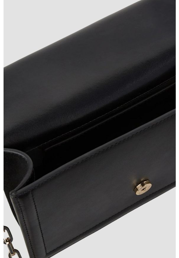 Karl Lagerfeld - KARL LAGERFELD Czarna skórzana listonoszka Nova. Kolor: czarny. Materiał: skórzane. Styl: klasyczny, casual, elegancki