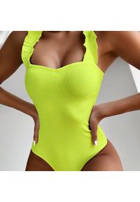 Intica - Strój kąpielowy z ozdobnymi ramiączkami na plażę i basen Berny. Kolor: żółty. Materiał: materiał. Wzór: aplikacja