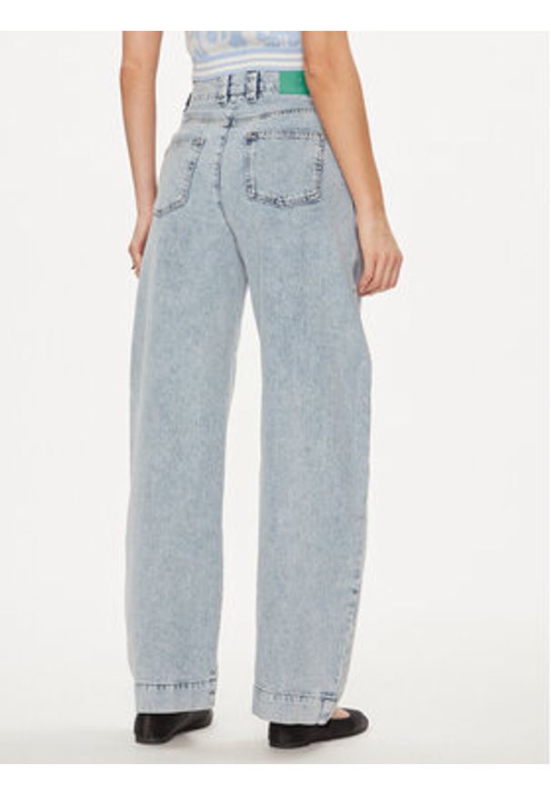 United Colors of Benetton - United Colors Of Benetton Jeansy 4VUCDE01M Niebieski Relaxed Fit. Kolor: niebieski