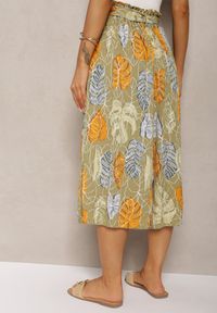 Renee - Jasnozielone Spodnie Szwedy z Bawełną High Waist Wykończone Gumką w Talii Pasefia. Okazja: na co dzień, do pracy. Stan: podwyższony. Kolor: zielony. Materiał: bawełna. Styl: elegancki, casual