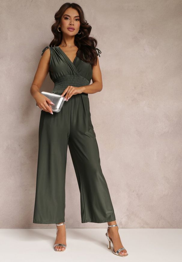 Renee - Ciemnozielony Kombinezon z Szerokimi Nogawkami i Gumkami w Talii Adriannae. Kolor: zielony. Długość rękawa: bez rękawów. Długość: długie. Wzór: gładki. Sezon: wiosna, lato