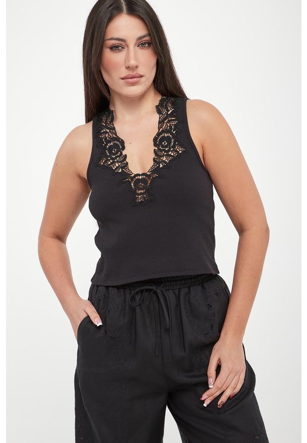 Twinset Milano - Top damski prążkowany z koronką TWINSET. Materiał: prążkowany, koronka. Wzór: koronka