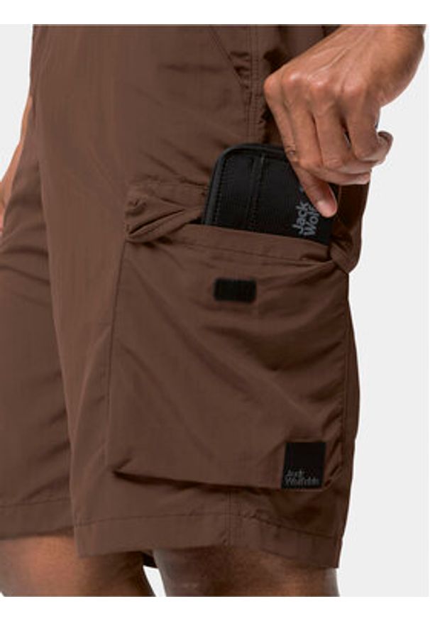 Jack Wolfskin Szorty materiałowe Kalahari 1508381 Brązowy Regular Fit. Kolor: brązowy. Materiał: syntetyk
