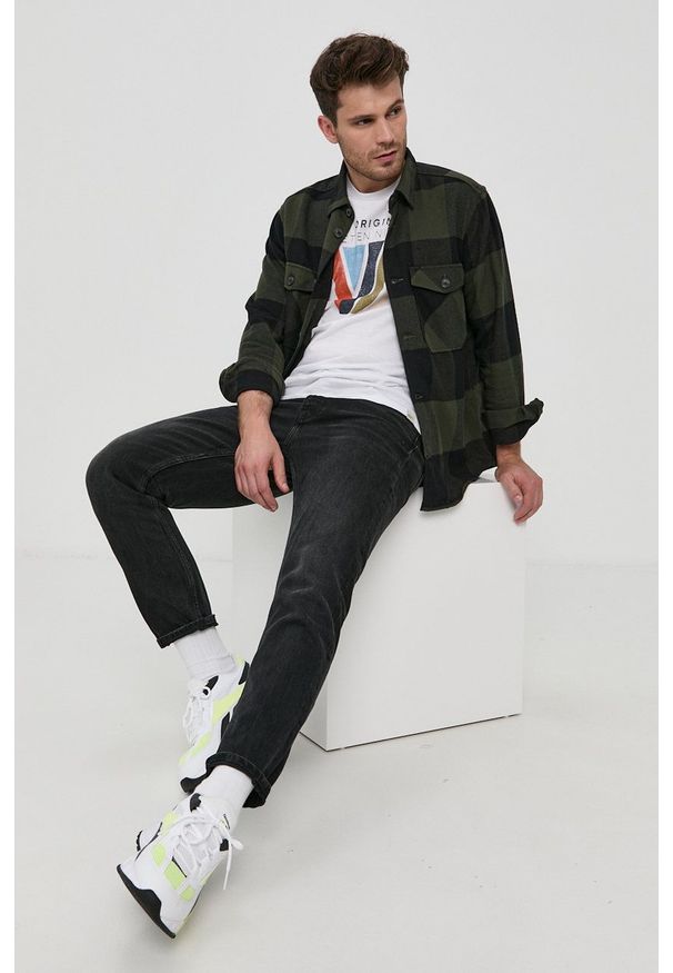 Only & Sons Koszula bawełniana męska kolor zielony relaxed z kołnierzykiem klasycznym. Typ kołnierza: kołnierzyk klasyczny. Kolor: zielony. Materiał: bawełna. Styl: klasyczny