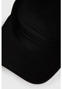 Puma czapka kolor czarny z aplikacją. Kolor: czarny. Wzór: aplikacja