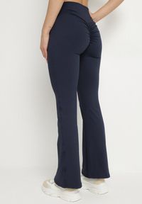 Born2be - Granatowe Legginsy Typu Dzwony z Wysokim Stanem Orralise. Stan: podwyższony. Kolor: niebieski. Materiał: tkanina. Styl: klasyczny #5