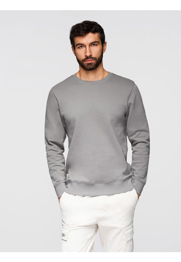 Ombre Clothing - Bluza męska dresowa BASIC z okrągłym dekoltem OM-SSBN-0271 -. Okazja: na co dzień, na spotkanie biznesowe, do pracy. Kolor: szary. Materiał: dresówka. Wzór: jednolity, gładki, aplikacja. Styl: biznesowy, casual, klasyczny