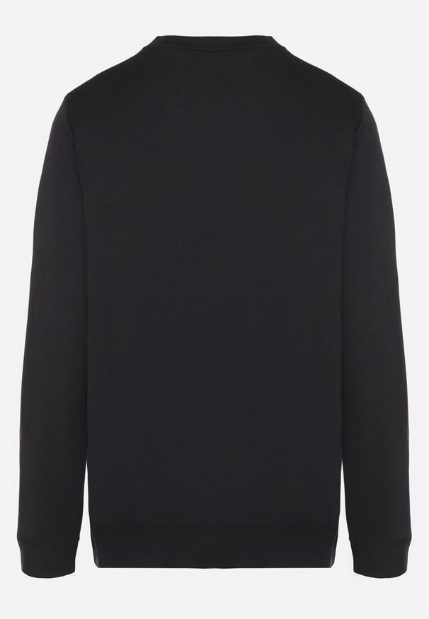 Born2be - Granatowy Sweter z Wełną Zdobiony Guzikami przy Dekolcie Acandria. Okazja: na co dzień. Kolekcja: plus size. Kolor: niebieski. Materiał: wełna. Wzór: aplikacja. Styl: klasyczny, casual, elegancki
