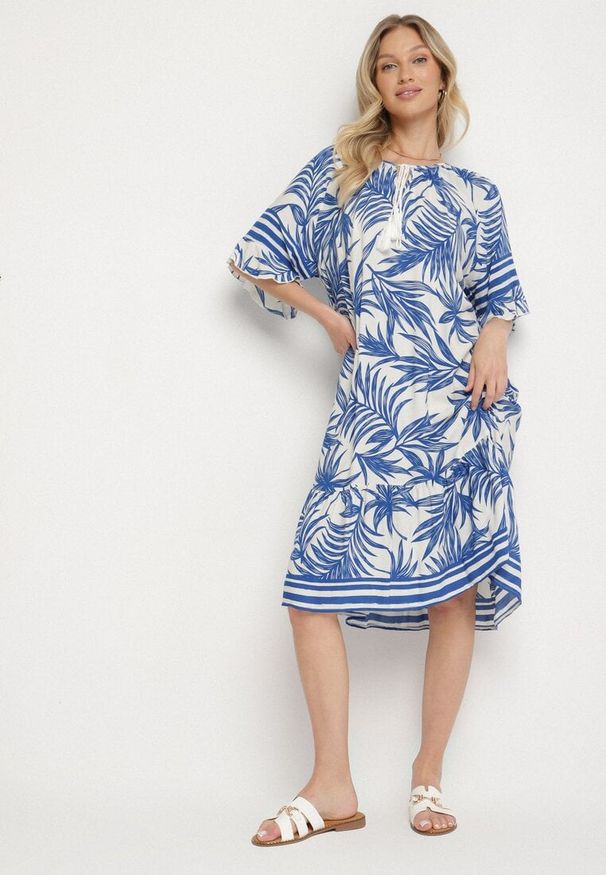 Born2be - Niebieska Sukienka o Pudełkowym Kroju z Wiązaniem przy Dekolcie w Roślinny Wzór Mirionela. Kolor: niebieski. Długość rękawa: krótki rękaw