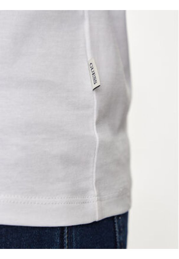 Guess Jeans T-Shirt M4YI50 K8HM0 Biały Regular Fit. Kolor: biały. Materiał: bawełna
