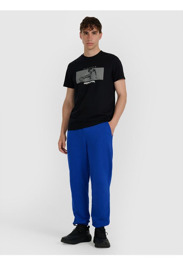 4f - 4F T-shirt regular z nadrukiem męski - czarny 3XL. Okazja: na co dzień. Kolor: czarny. Materiał: materiał, bawełna. Wzór: nadruk. Styl: casual