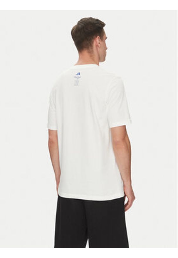 Adidas - adidas T-Shirt Lounge Drink Graphic JJ4013 Biały Regular Fit. Kolor: biały. Materiał: bawełna