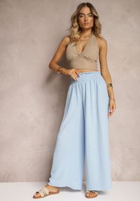 Renee - Jasnoniebieskie Spodnie High Waist z Szerokimi Nogawkami i Gumką w Pasie Risabessa. Okazja: na co dzień. Stan: podwyższony. Kolor: niebieski. Styl: elegancki, casual #3