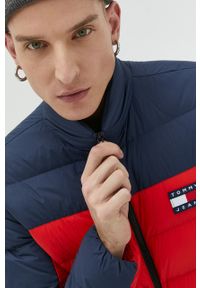 Tommy Jeans kurtka puchowa męska kolor czerwony zimowa. Kolor: czerwony. Materiał: puch. Sezon: zima #4