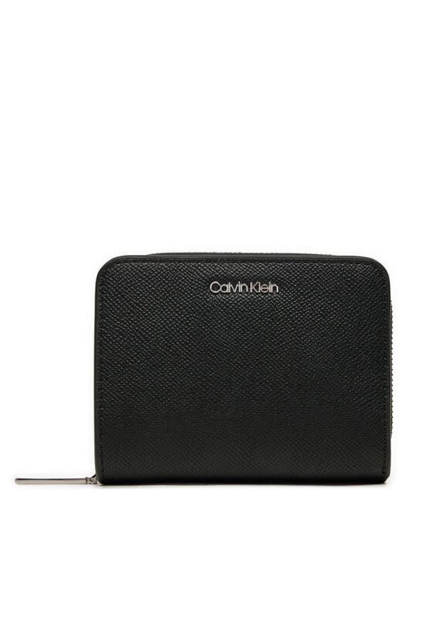 Calvin Klein Mały Portfel Damski Ck Must Md Zip Around_Caviar K60K612831 Czarny. Kolor: czarny. Materiał: skóra