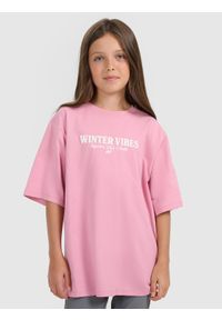 4f - 4F T-shirt regular z nadrukiem dziewczęcy - różowy 134/140 (8-10 lat). Okazja: na uczelnię, na co dzień. Kolor: różowy. Materiał: bawełna, materiał. Wzór: nadruk. Sezon: lato. Styl: casual #1