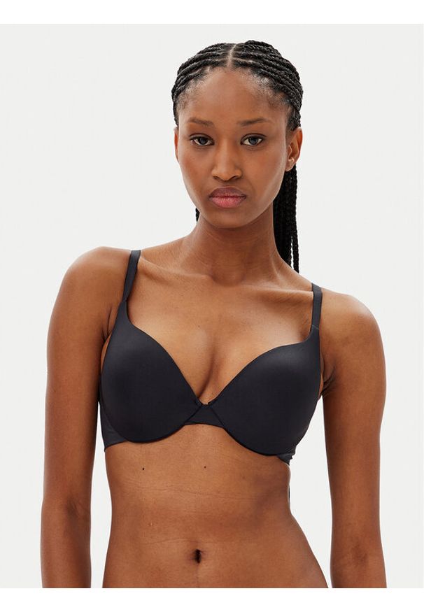 Hunkemöller Biustonosz push-up Smooth 206746 Czarny. Kolor: czarny. Materiał: syntetyk. Rodzaj stanika: push-up