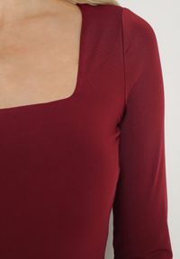 Born2be - Bordowa Bluzka Alexusi. Typ kołnierza: dekolt kwadratowy. Kolor: czerwony. Materiał: dzianina. Długość rękawa: długi rękaw. Długość: długie. Wzór: gładki. Styl: elegancki #3