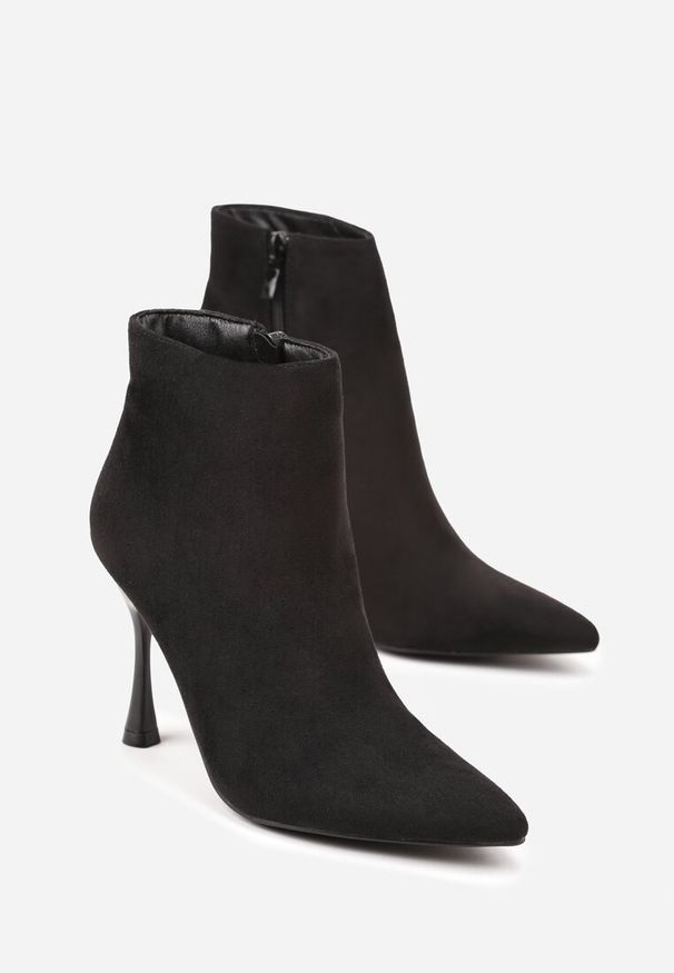 Renee - Czarne Botki na Szpilce Vices w Klasycznym Stylu Tikolisse. Okazja: na co dzień. Kolor: czarny. Materiał: jeans, skóra. Obcas: na szpilce. Styl: klasyczny