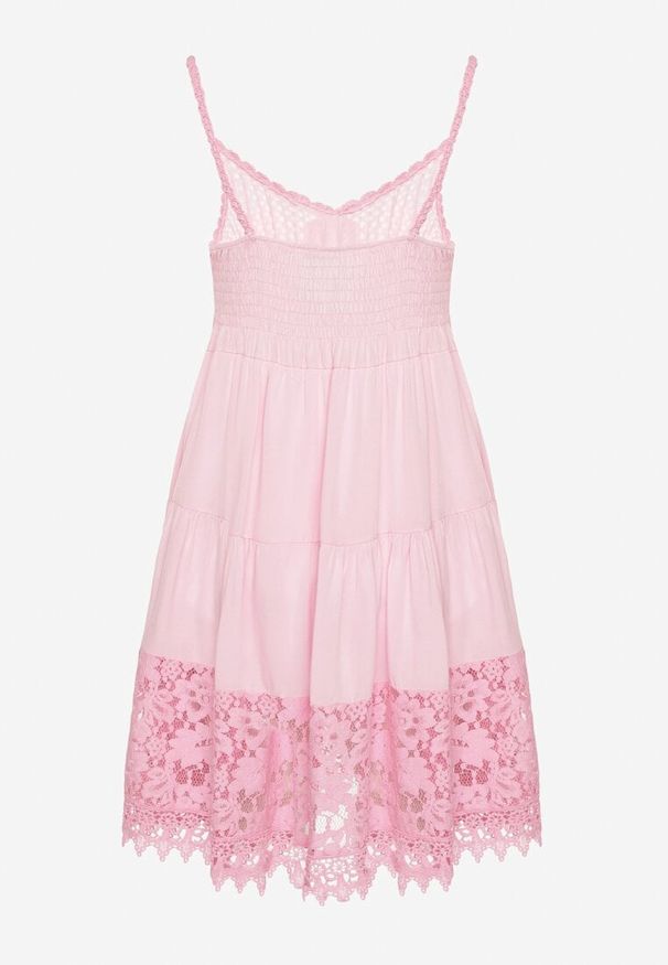 Born2be - Różowa Rozkloszowana Sukienka w Haftowany Wzór Mavironne. Okazja: na imprezę. Kolor: różowy. Wzór: haft. Styl: elegancki