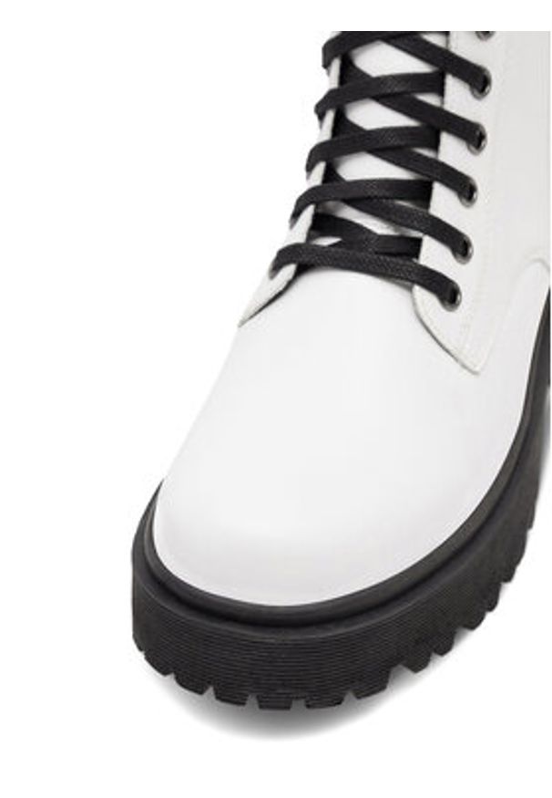 Lasocki Trzewiki WB-ALESSIA-11 Biały. Kolor: biały. Materiał: skóra