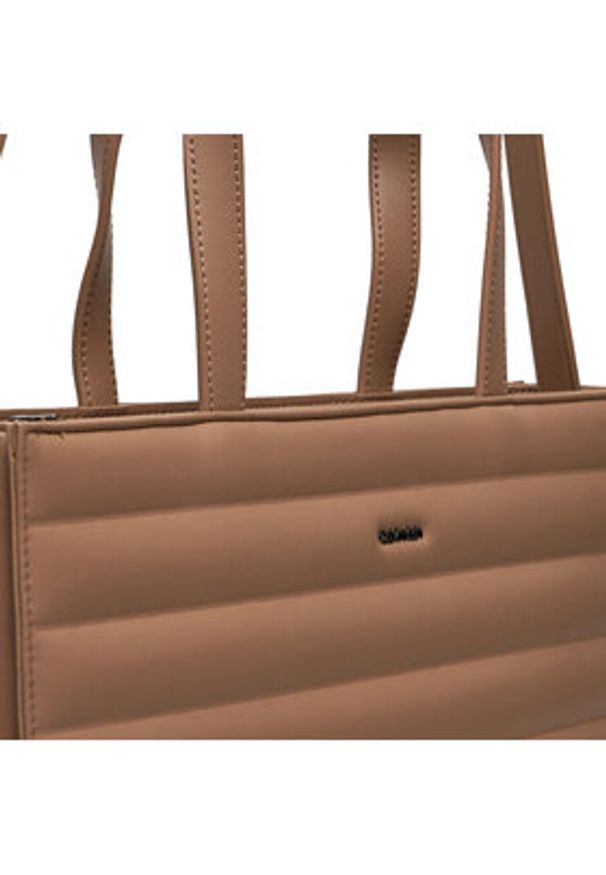 Calvin Klein Torebka Line Quilt Medium Tote K60K612120 Brązowy. Kolor: brązowy. Materiał: skórzane