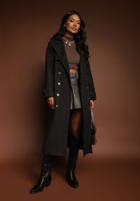 Renee - Czarny Płaszcz o Wydłużonym Fasonie Trencza z Guzikami i Paskiem Dennime. Kolor: czarny. Długość: długie #7