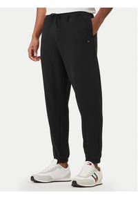 Tommy Jeans Dres DM0DM23281 Czarny Regular Fit. Kolor: czarny. Materiał: bawełna #5