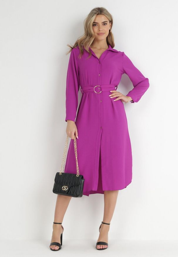 Born2be - Fioletowa Sukienka Koszulowa z Paskiem Alik. Kolor: fioletowy. Materiał: tkanina, materiał. Długość rękawa: długi rękaw. Wzór: gładki, jednolity. Typ sukienki: koszulowe. Długość: midi