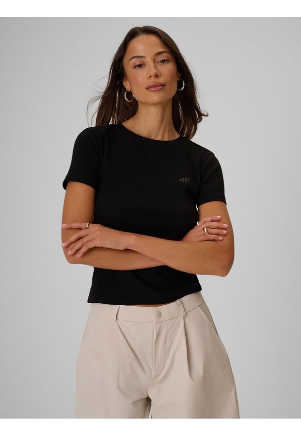 4f - 4F T-shirt slim prążkowany damski - czarny XS. Okazja: na co dzień. Kolor: czarny. Materiał: prążkowany. Styl: klasyczny, casual