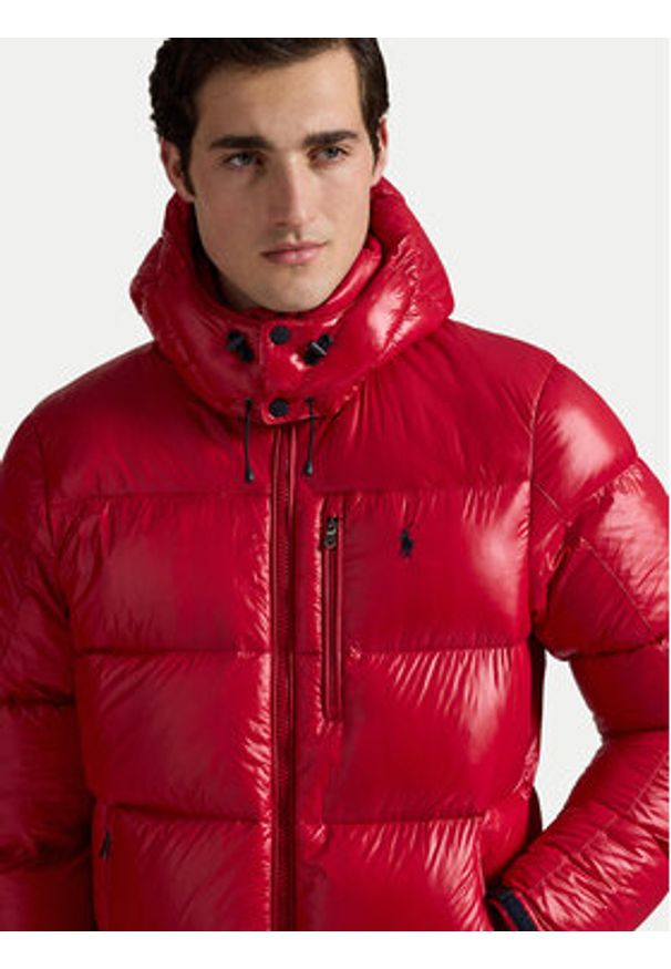 Polo Ralph Lauren Kurtka puchowa 710968281004 Czerwony Regular Fit. Typ kołnierza: polo. Kolor: czerwony. Materiał: syntetyk