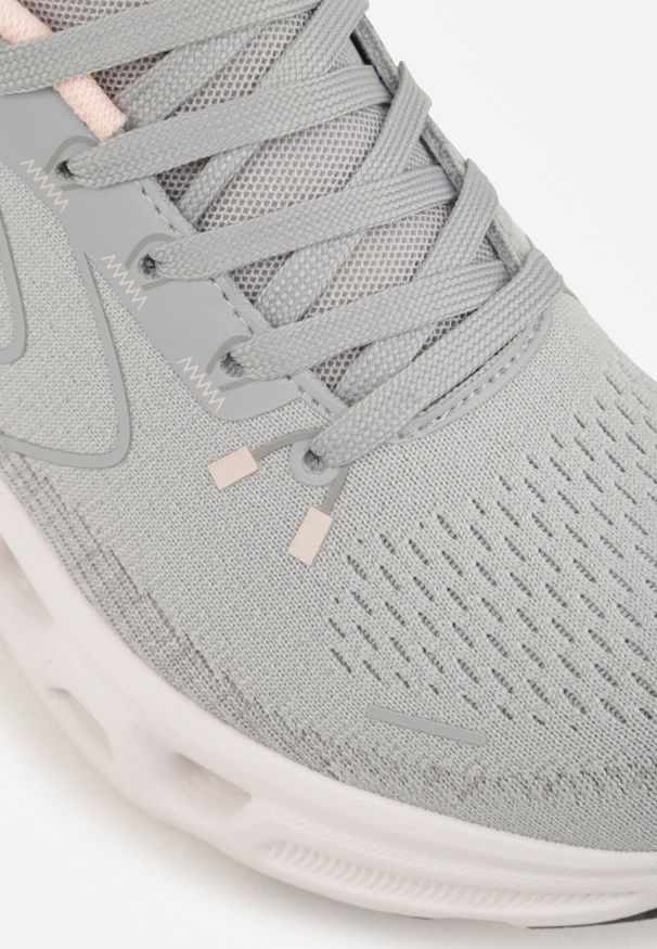 Born2be - Szare Buty Sportowe na Grubej Geometrycznej Podeszwie Alexusa. Okazja: na co dzień. Kolor: szary. Materiał: jeans, dresówka. Wzór: geometria