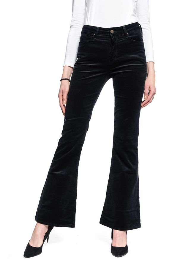 Lee - LEE BREESE FLARE DAMSKIE SPODNIE SZTRUKSOWE BLACK L32YQG01 112107757. Materiał: sztruks