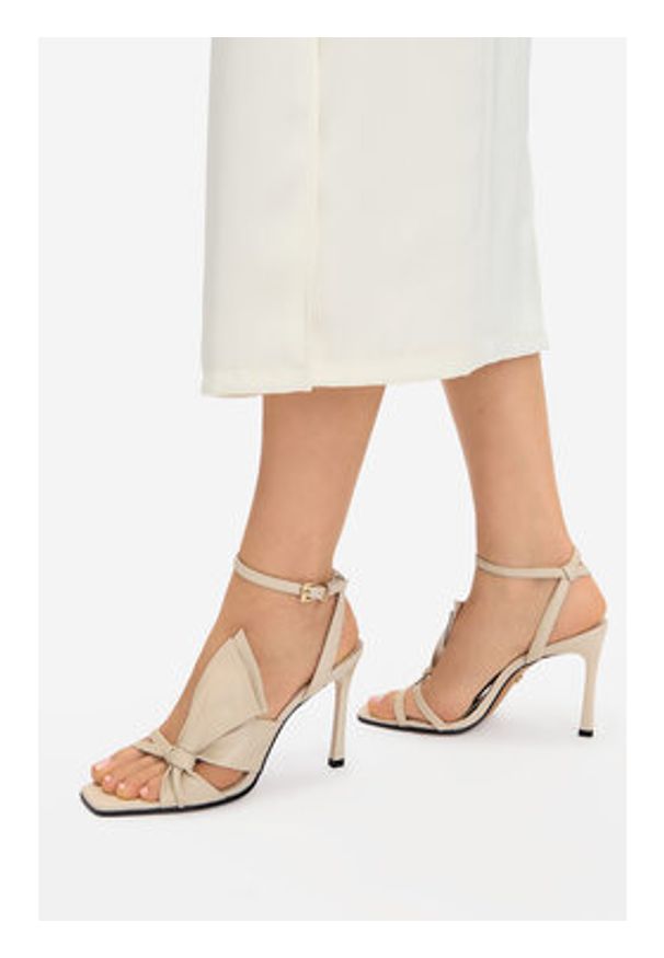 Gino Rossi - GINO ROSSI Sandały EO-LT23-310 Beżowy. Kolor: beżowy. Materiał: skóra