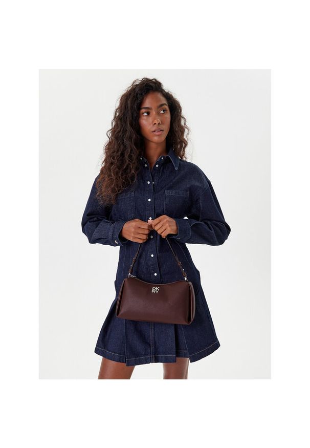 Torebka DKNY. Kolor: czerwony