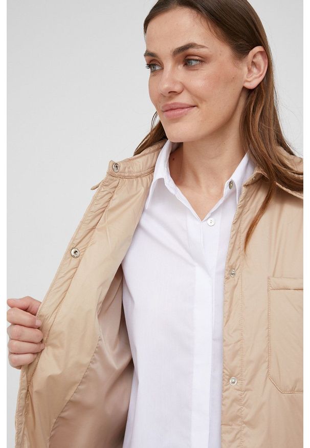 Answear Lab Kurtka damska kolor brązowy przejściowa oversize. Kolor: brązowy. Materiał: materiał. Wzór: gładki. Styl: wakacyjny