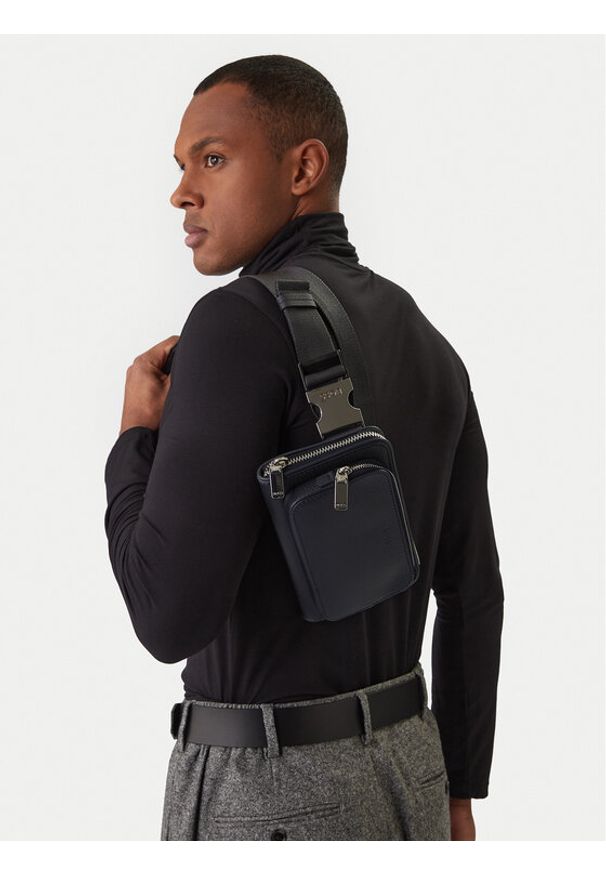 BOSS Nerka 50529286 Granatowy. Kolor: niebieski. Materiał: skóra