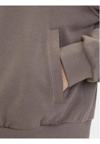 Nike Bluza Chill Terry FN2415 Brązowy Relaxed Fit. Kolor: brązowy. Materiał: syntetyk, bawełna #4